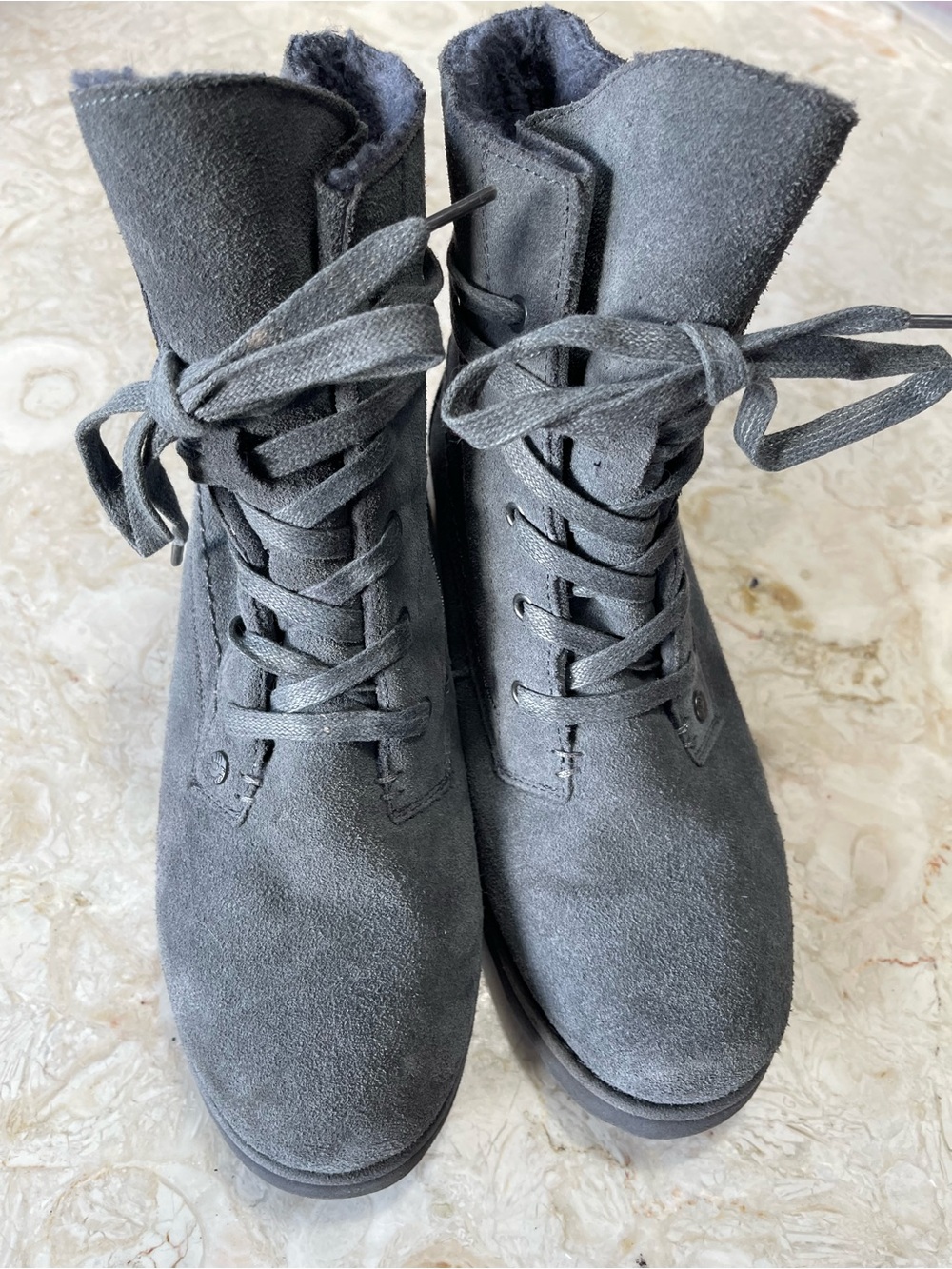 Bearpaw Krista Suede Wedge Lace Up Boots Size 7.5